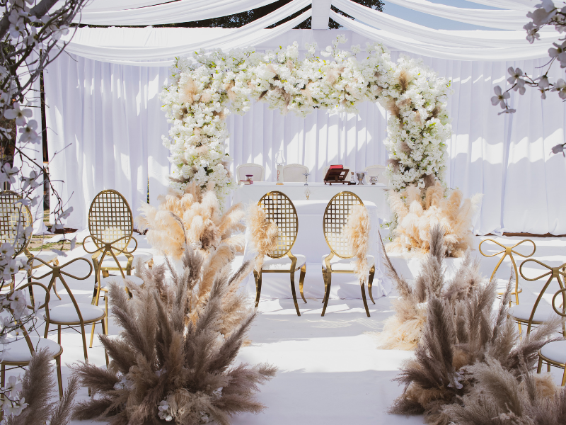 How Much Do UAE Residents Spend On Weddings? We Ask Experts