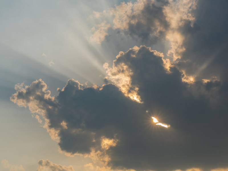 UAE Weather: Temperature Rises Today, Drizzle Expected In Some Areas