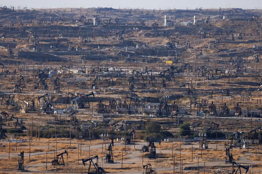 Oil Prices Slip Amid Oversupply Fears, Dollar Strength